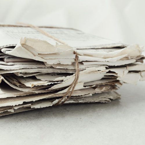 Papel & materiales (Periódico)